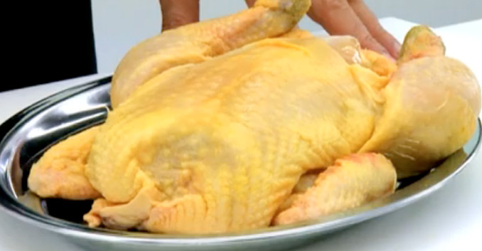 Técnicas básicas de cocina: Cómo limpiar y despiezar el pollo