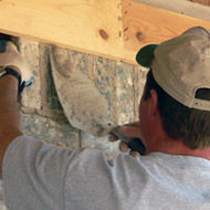 Arrendamiento antiguo de vivienda. Obras de reparación