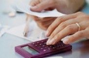 La despesa familiar s'esfondra un 20% en sis anys
