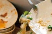 Cada família analitzada llença a l'any 76 quilos d'aliments a les escombraries